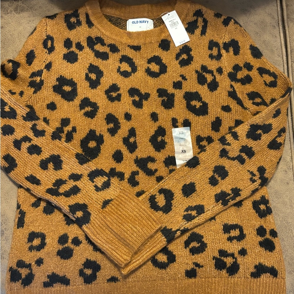 Old Navy, leopard print tan sweater. Size XS women's